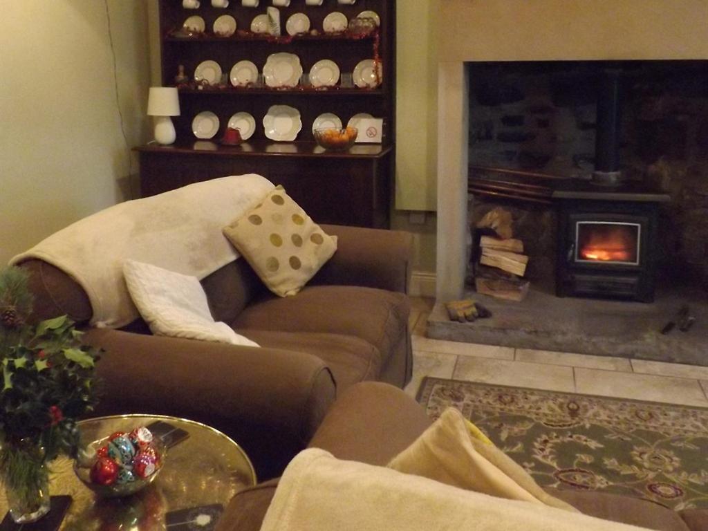 Hillis Close Farm Cottage Холтуисъл Екстериор снимка